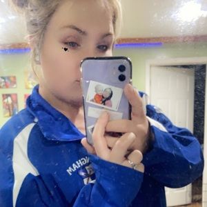 Meet your Posher, Mackenzie